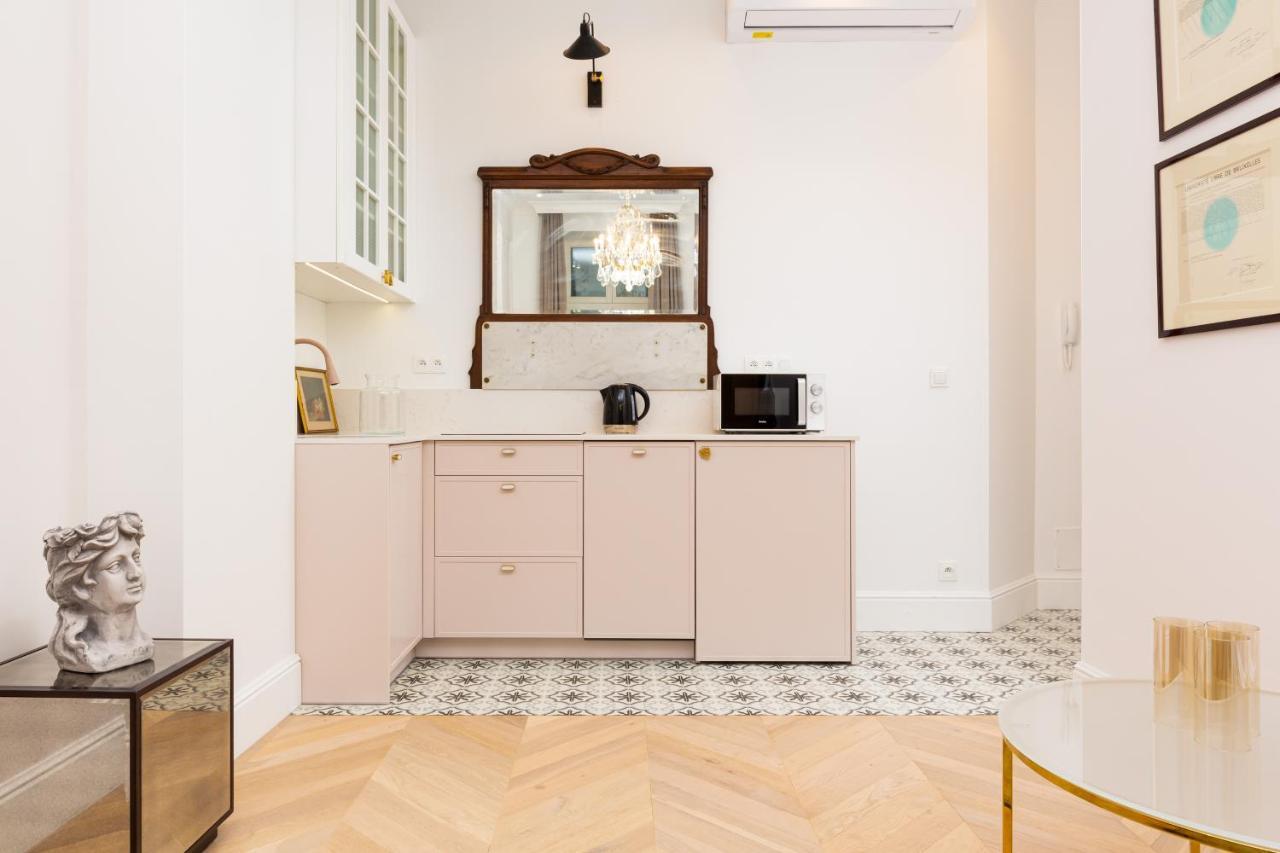 Lux Studio Kamienica Noakowskiego 16 By Noclegi Renters วอร์ซอ ภายนอก รูปภาพ